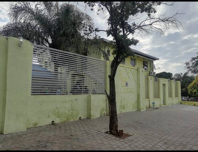 11 BEDROOM HOUSE FOR SALE IN PRETORIA WEST